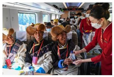 Figure 3: Passengers get refreshments on the Fuxing bullet train from Lhasa to Nyingchi [26].