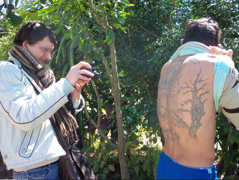 Figure 1: In the field. Before the interviews: The tattooed.