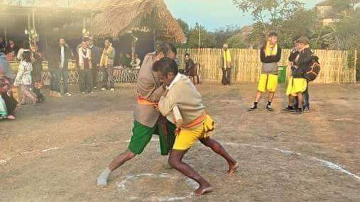 Figure 1: Traditional games Rimin Nihlaiba.