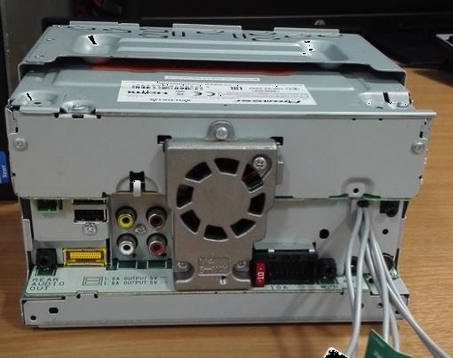 Figure 15: Pioneer SPH-DA120 (rear view).