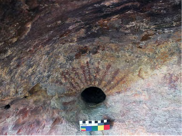 Figure 5: ** Hole in the rocky wall representing a passage. Site Toca da Roça do Sítio do Brás I, Serra da Capivara National Park, Brazil.